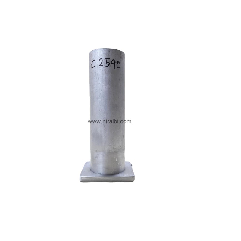 Niral's Geometry Aluminum Cylinder Dia 2.5 inch - Ht 9 inch